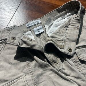 Columbia Tan Cargo Shorts